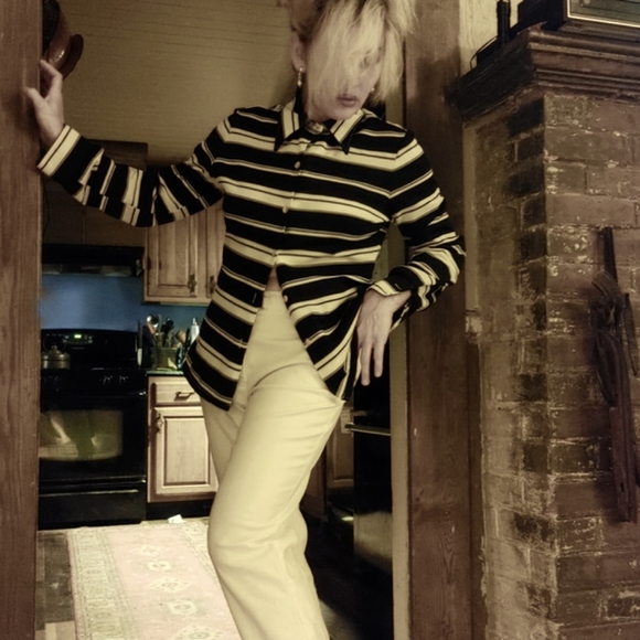 VTG- afraid of horizontal stripes on a Poly jacket? - Picture 2 of 12